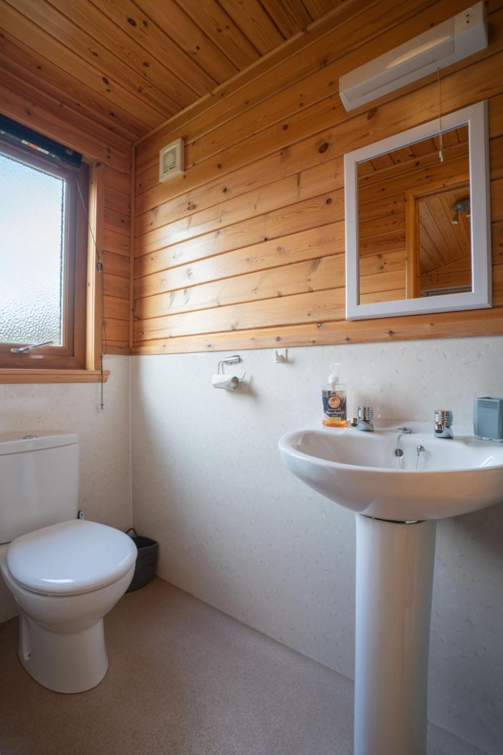 Chalet Loch Leven Lodge 10 By Interhome Kinross Zewnętrze zdjęcie