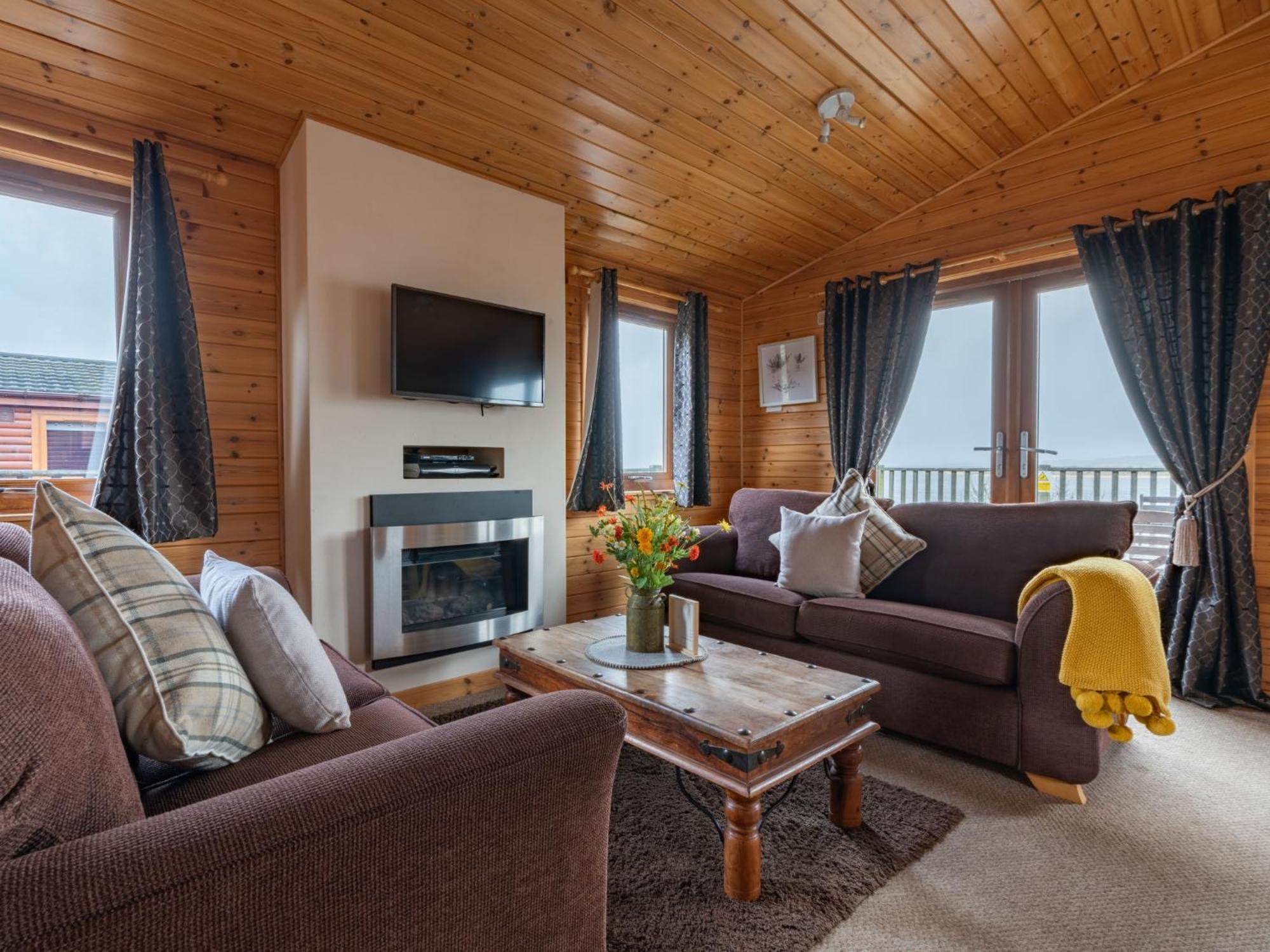 Chalet Loch Leven Lodge 10 By Interhome Kinross Zewnętrze zdjęcie