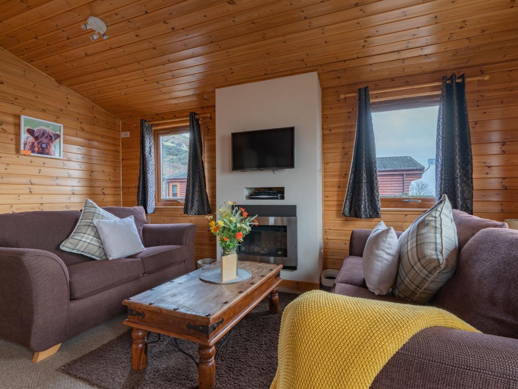 Chalet Loch Leven Lodge 10 By Interhome Kinross Zewnętrze zdjęcie