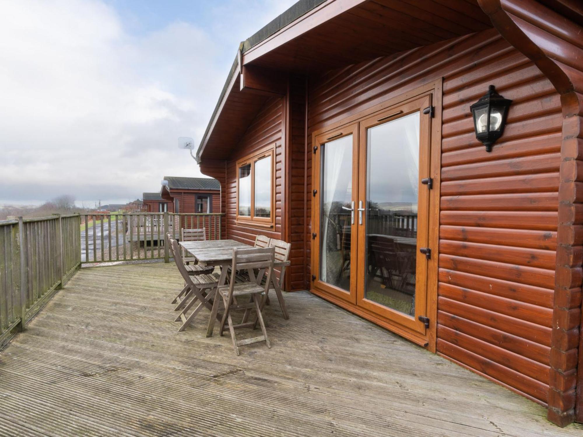 Chalet Loch Leven Lodge 10 By Interhome Kinross Zewnętrze zdjęcie