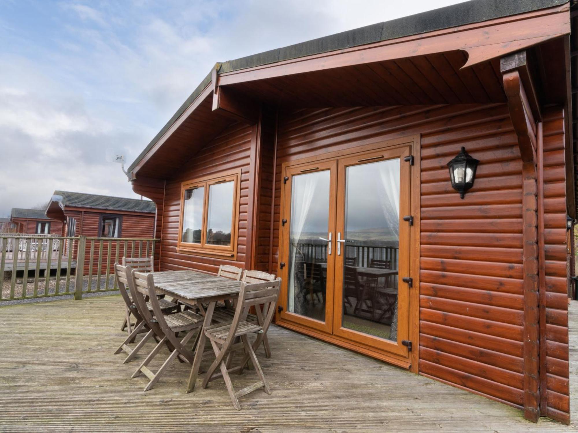 Chalet Loch Leven Lodge 10 By Interhome Kinross Zewnętrze zdjęcie